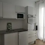 Boni 아파트